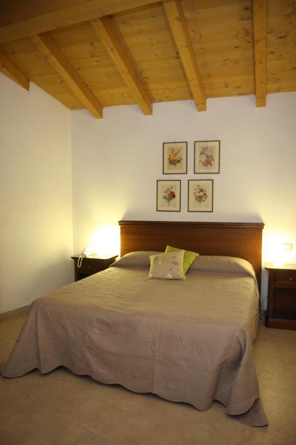 Gli Acini Bed & Breakfast Pietra dei Giorgi Dış mekan fotoğraf